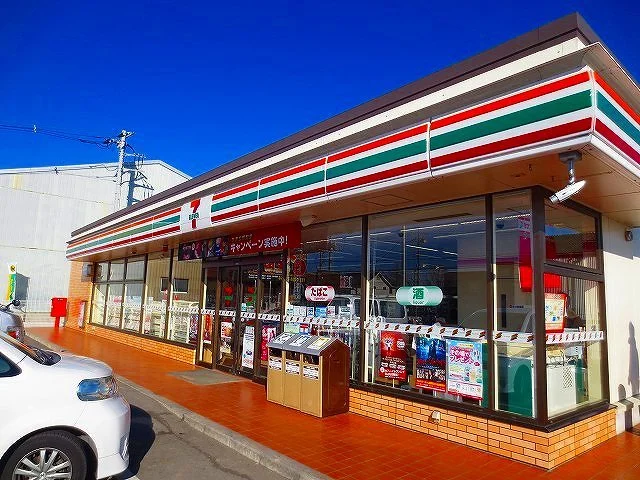 セブンイレブンまで850m