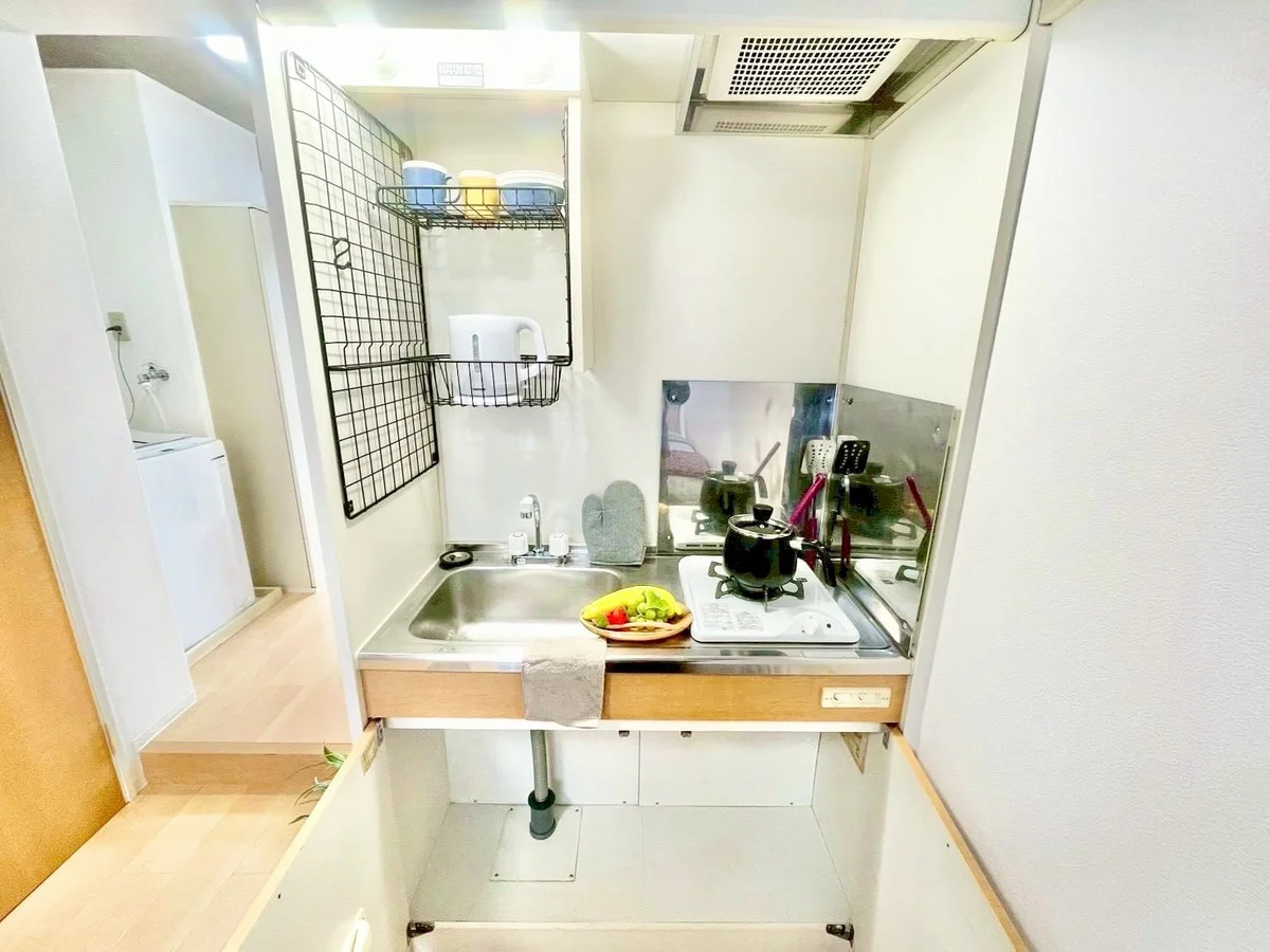 ※撮影用の観察植物・食器調理器具・雑貨類等はございません。※写真は現況優先