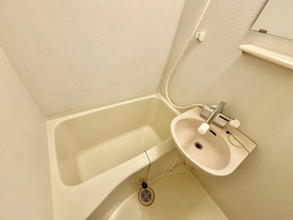 設備・仕様は号室により異なる為、現状を優先いたします。