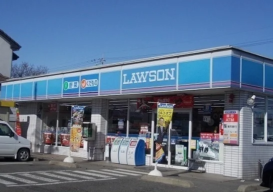 ローソン福島北中央店まで210m