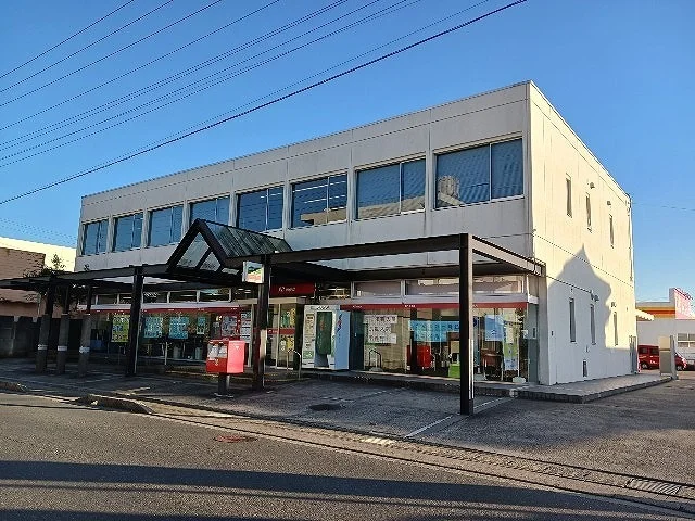 旭郵便局まで1100m