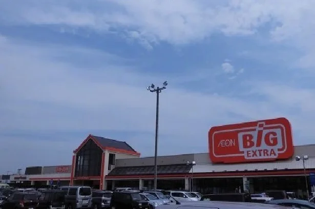 イオンタウン弥冨まで2000m