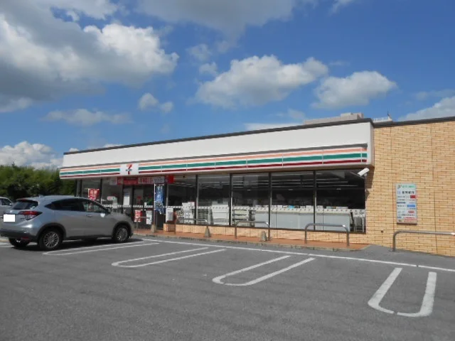 セブンイレブン宮前町店様まで820m