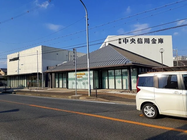 京都中央信用金庫 城陽支店まで140m