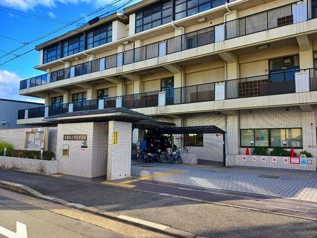 京都市吉祥院図書館まで450m