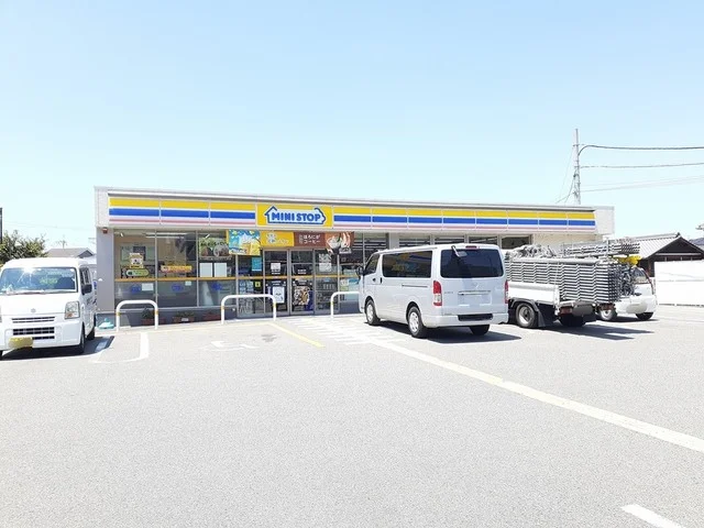 ミニストップ堺北野田店様まで866m