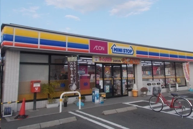 ミニストップ小村町店さんまで760m