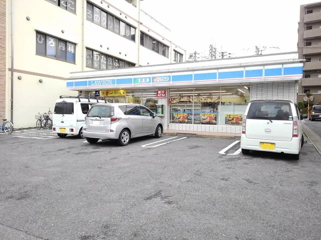 ローソン春日原北町店まで210m