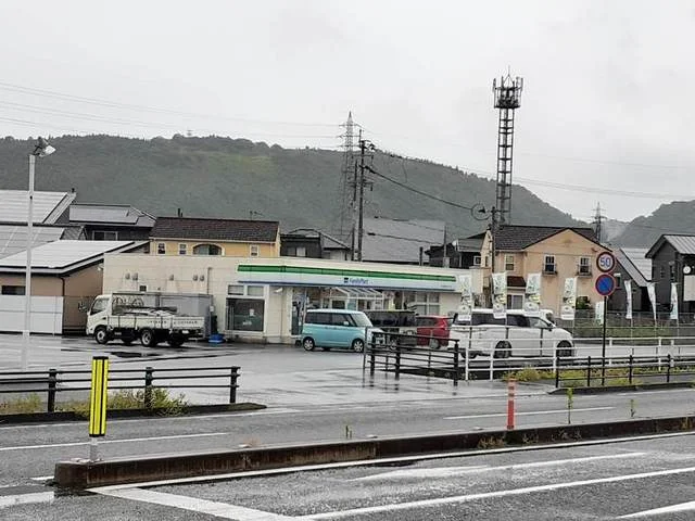 ファミリーマート加治木インターまで450m