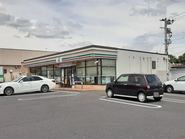 セブンイレブン姶良東餅田店まで500m