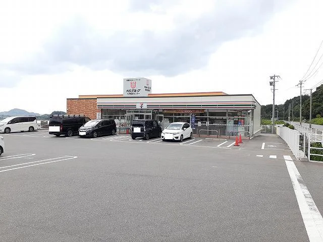セブンイレブン古賀薬王寺店まで900m