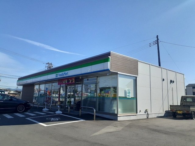 ファミリーマート豊里町店まで230m