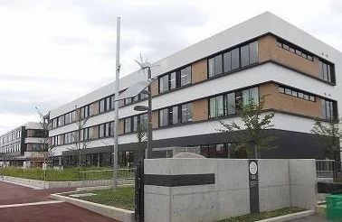 嵐南小学校まで800m