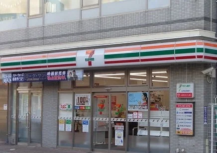 セブンイレブン明石魚住駅前店まで500m