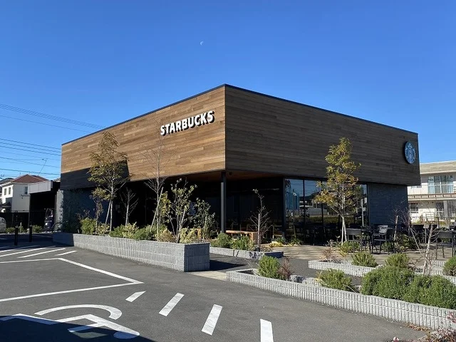 スターバックス流山おおたかまで550m