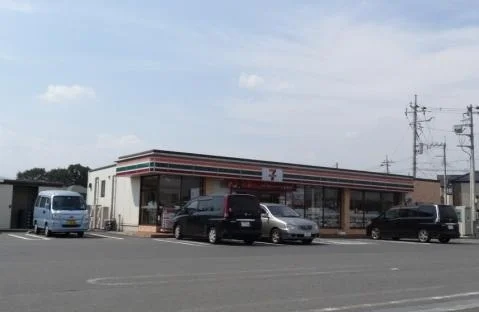 セブンイレブンまで800m