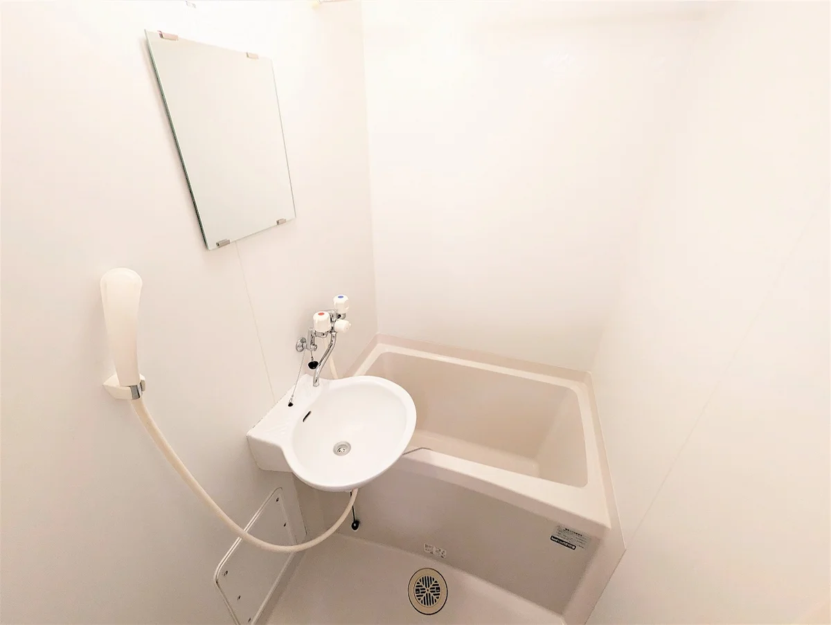 設備仕様は号室により異なる為、現況を優先します。