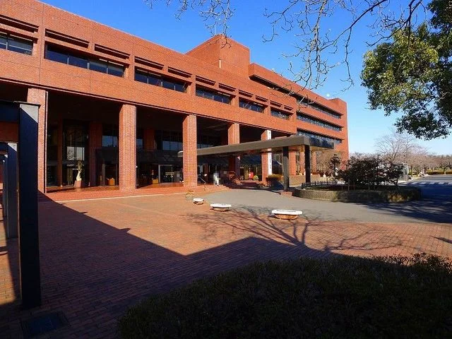 館林市役所まで1700m