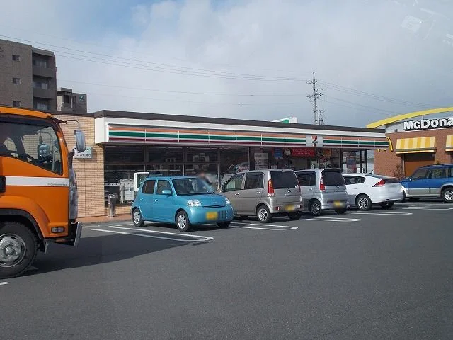 セブンイレブン　塩尻北店まで440m