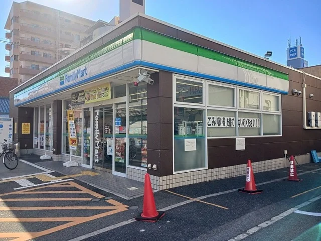 ファミリーマート高石駅前店様まで510m