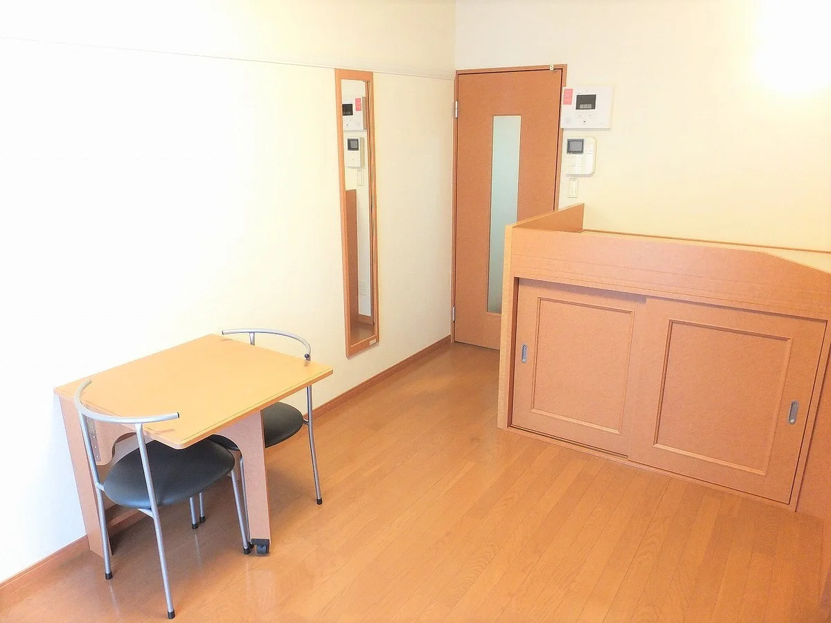 ハイベッドタイプのお部屋です