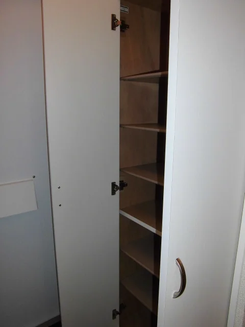 シューズボックス