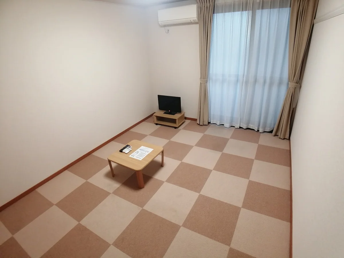 同タイプの物件写真。絨毯の仕様が異なる場合がございます。