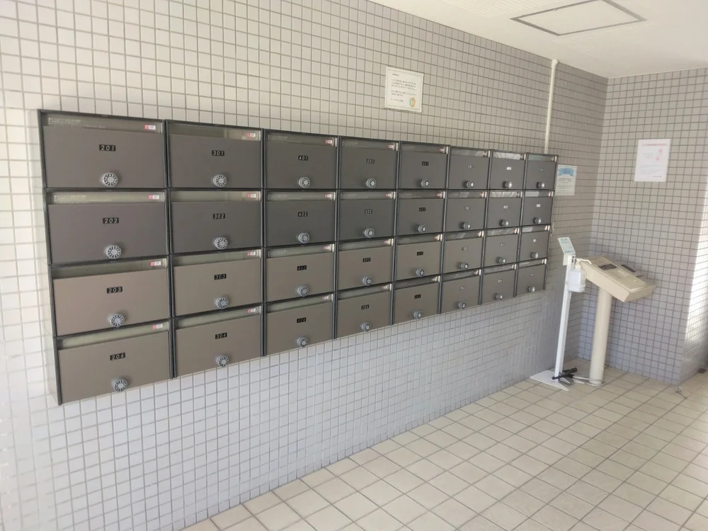 １階に各お部屋のポスト