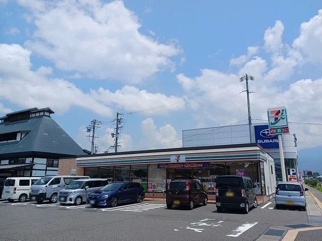セブンイレブン　松本島立店まで450m