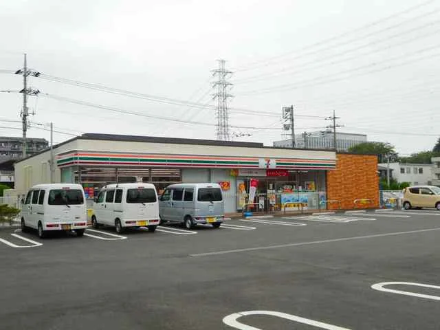 セブンイレブンまで200m