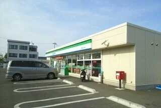 ファミリーマート高松仏生山北店まで450m