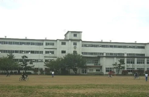 湊小学校まで450m