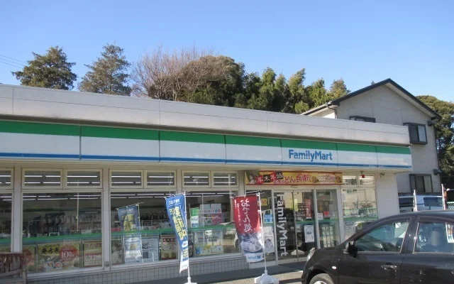 ファミリーマート市川大野駅前店まで260m