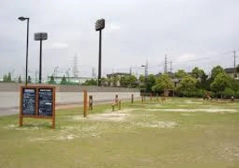 刈谷市総合運動公園まで1500m