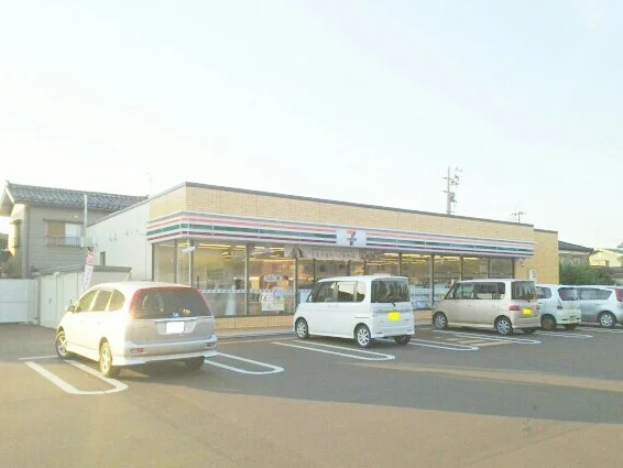 セブンイレブンまで400m