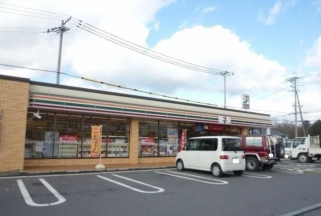 セブンイレブン内保東店様まで800m