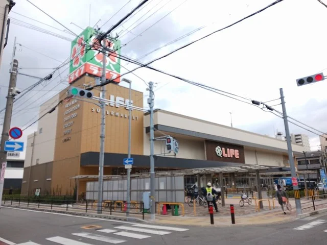 ライフ守口滝井店様まで150m