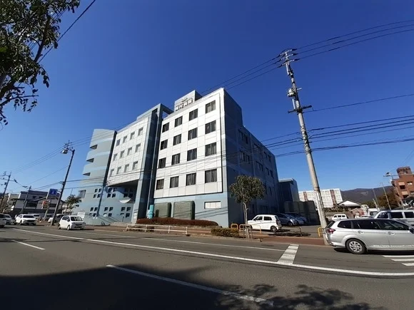 岡村病院まで1800m