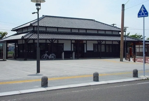 小城駅まで1700m