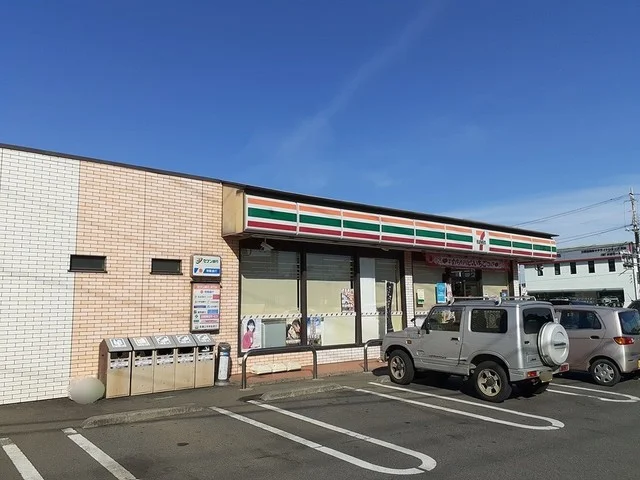 セブンイレブン大洗駅前通り店まで329m