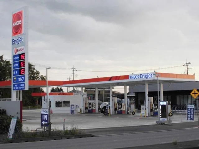 セキショウカーライフまで2000m