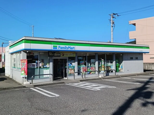 ファミリーマート川之江大門店まで114m