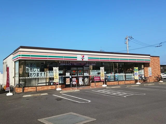 セブンイレブン土居町入野店まで166m