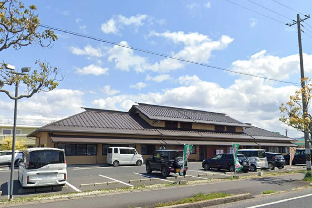 たまき 出雲店まで徒歩9分、750m。