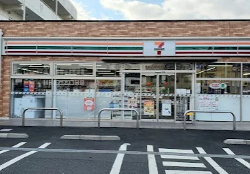 セブン-イレブン 出雲荻杼町店まで徒歩6分
