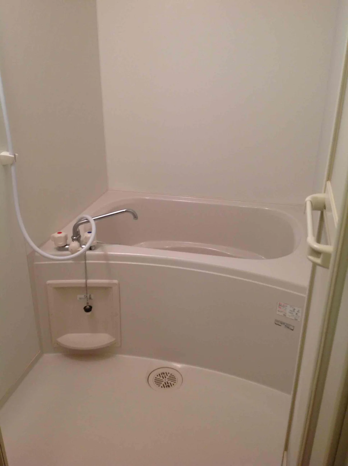 バス・トイレ別です。同タイプの写真です。