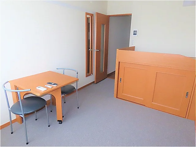 ハイベッドタイプのお部屋です