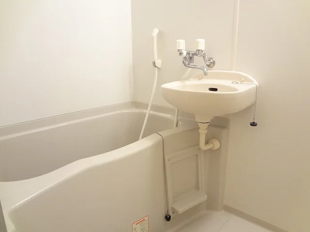 風呂トイレ別のため、ゆっくりと湯船につかれます！