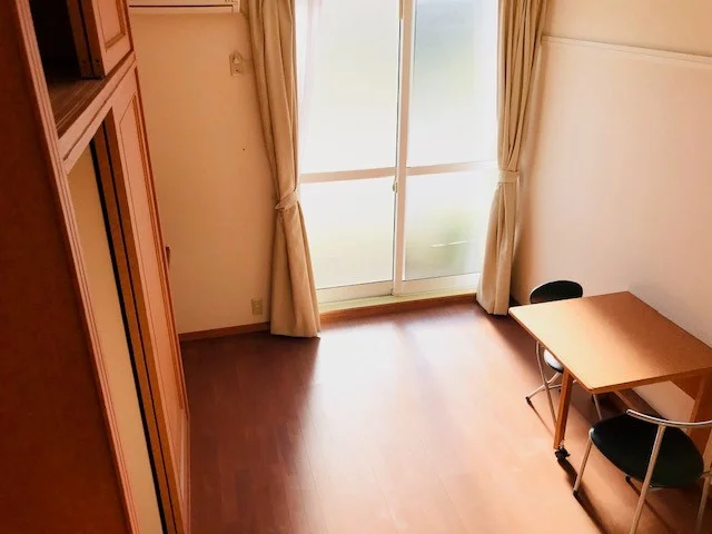 1階フローリング、2階カーペット