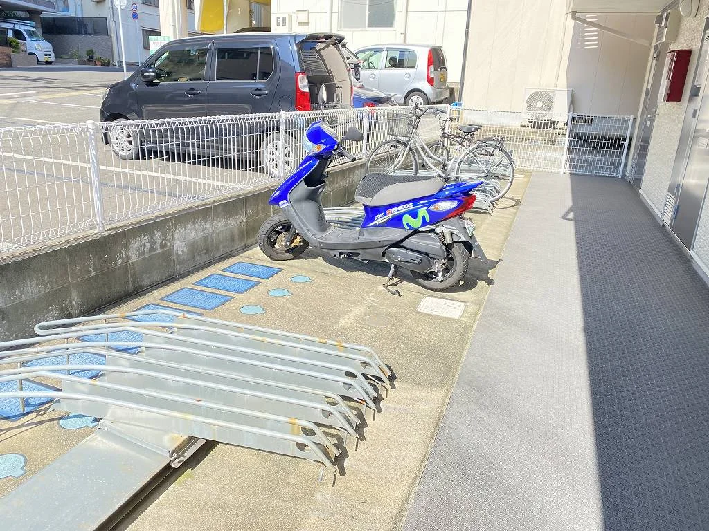 設備・仕様は号室により異なる為現況を優先致します。